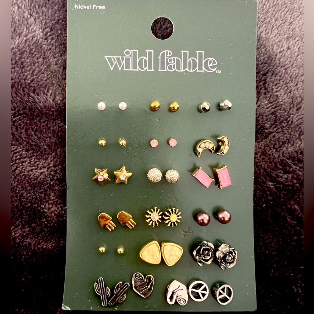 Wild Fable earrings 18 set. Nickel Free